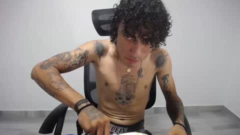 Plux online show from 5, 3, 2025