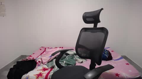 Plux online show from 7, 10, 2025