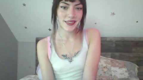 Snapshot of presentpatchouli chatting on 6, 4, 2026 presentpatchouli online show from 6, 4, 2026