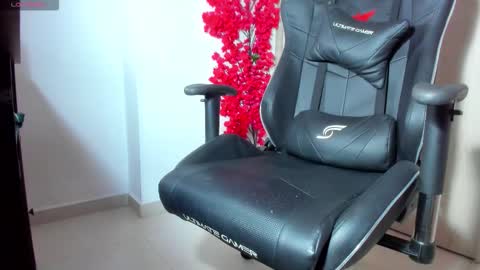 PRESSURE online show from 3, 2, 2026