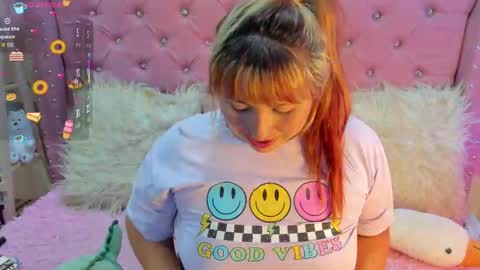 Pretti Violet online show from 23, 9, 2025