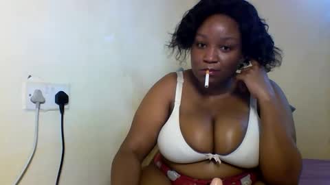 Prettie diva online show from 6, 10, 2025