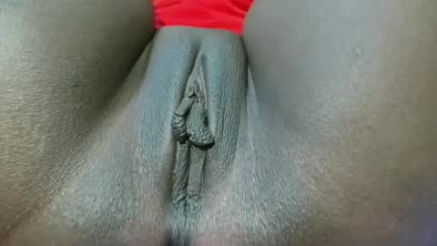 pretty5552 online show from 10, 10, 2025