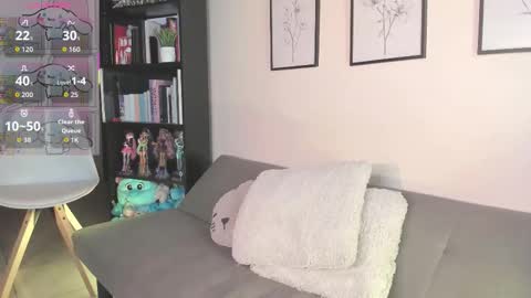 Snapshot of pretty_aerii chatting on 3, 2, 2026 sarah online show from 3, 2, 2026