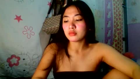 Snapshot of pretty_am chatting on 17, 11, 2025 pretty_am online show from 17, 11, 2025