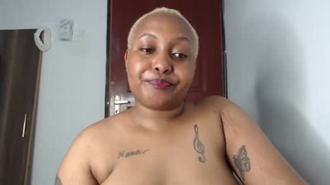 Snapshot of pretty_annah chatting on 10, 12, 2024 Annah online show from 10, 12, 2024