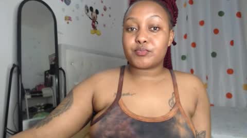 Snapshot of pretty_annah chatting on 8, 9, 2025 Annah online show from 8, 9, 2025