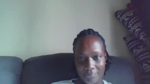 Snapshot of pretty_beib chatting on 10, 5, 2026 Karol online show from 10, 5, 2026