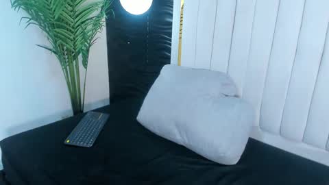 Carla  online show from 31, 1, 2025