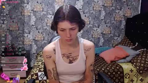 pretty_cristal22 online show from 25, 4, 2026