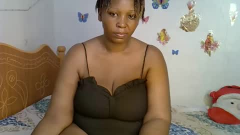 Snapshot of pretty_dey chatting on 5, 11, 2025 pretty_dey online show from 5, 11, 2025