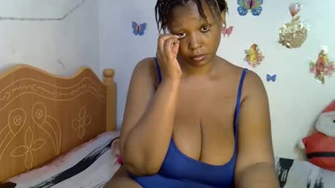 Snapshot of pretty_dey chatting on 14, 11, 2025 pretty_dey online show from 14, 11, 2025