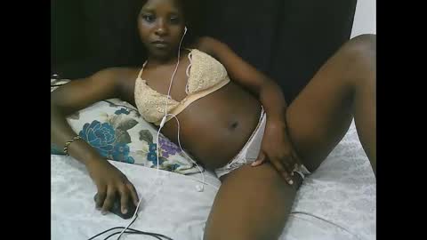 pretty online show from 25, 4, 2026