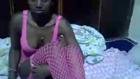 pretty_ebby online show from 28, 7, 2026