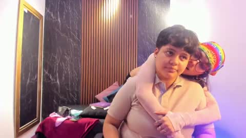 pretty_honey22 online show from 28, 6, 2026