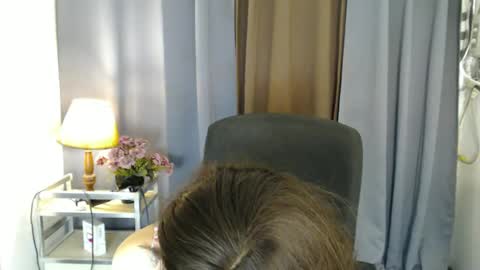 Kim online show from 17, 2, 2025