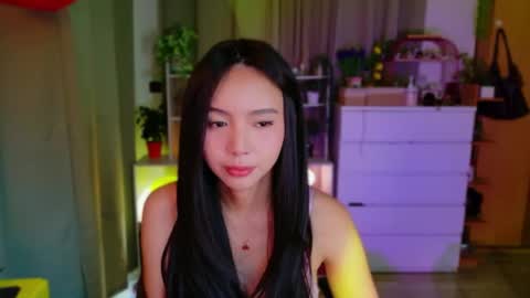 Kim online show from 10, 7, 2026