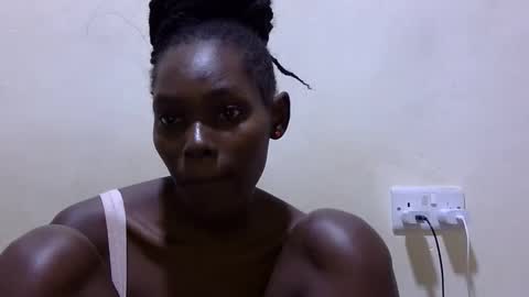 pretty_leila1 online show from 22, 3, 2026