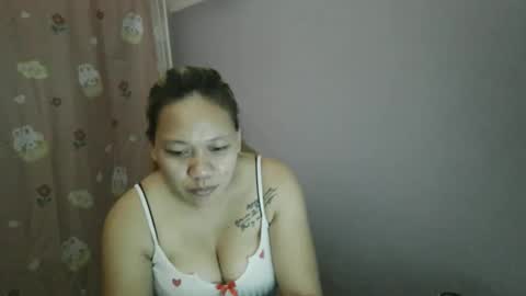 Snapshot of pretty_lyn08 chatting on 3, 5, 2026 pretty_lyn08 online show from 3, 5, 2026