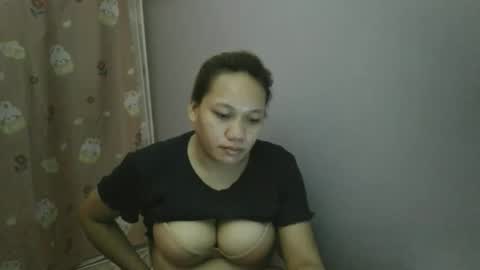 Snapshot of pretty_lyn08 chatting on 9, 5, 2026 pretty_lyn08 online show from 9, 5, 2026