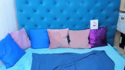 pretty_malika online show from 10, 10, 2025