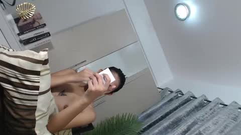 Its me Molly 3 online show from 28, 1, 2025