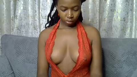 pretty_petite24 online show from 26, 6, 2026