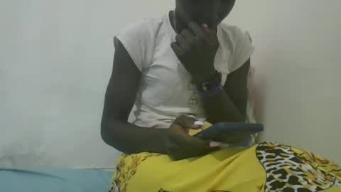 pretty_petite_ebony online show from 13, 12, 2024