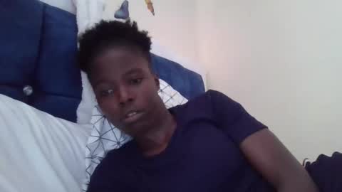 pretty_petite_ebony online show from 18, 10, 2025