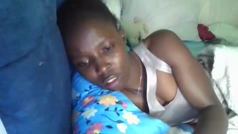 Snapshot of pretty_petite_ebony chatting on 16, 5, 2026 pretty_petite_ebony online show from 16, 5, 2026