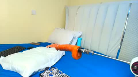 Essy online show from 21, 4, 2026