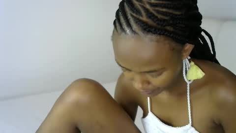 Pretty doll online show from 20, 5, 2026