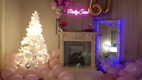 Pretty Sara online show from 14, 12, 2024