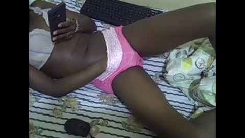 prettyalma online show from 15, 1, 2025