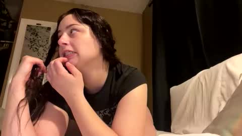 Snapshot of prettybaby22 chatting on 28, 11, 2025 prettybaby22 online show from 28, 11, 2025