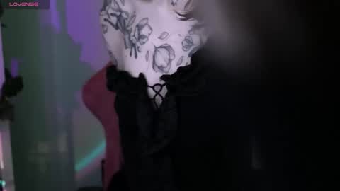 Violet online show from 8, 2, 2026