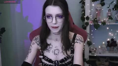 Violet online show from 6, 3, 2026