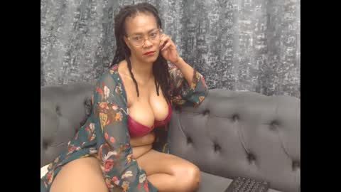 prettyboobsx online show from 28, 4, 2026