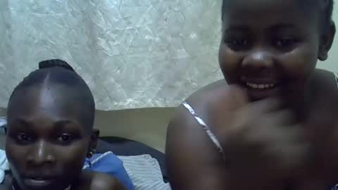 prettybooty1 online show from 18, 2, 2025