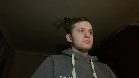 prettyboyhot01 online show from 22, 1, 2025