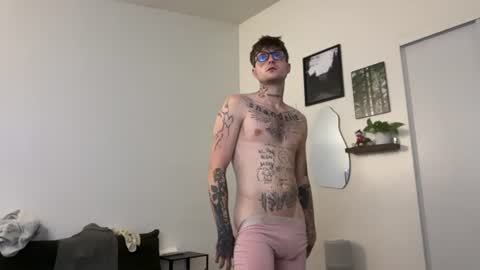 pretty boy online show from 19, 6, 2026