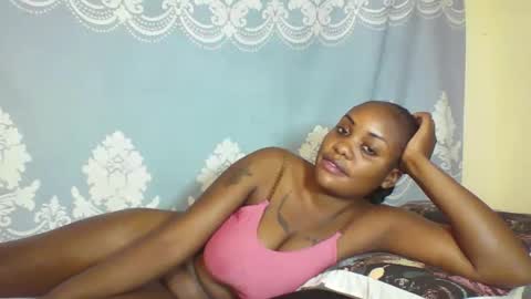 Snapshot of prettydarkskin002 chatting on 20, 9, 2025 SHANIA online show from 20, 9, 2025
