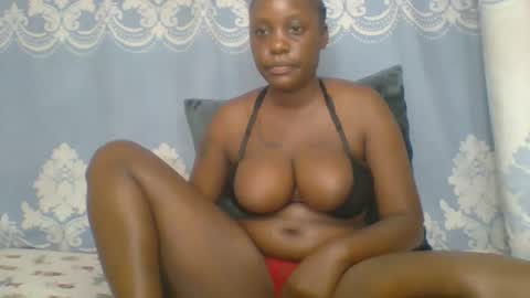 Snapshot of prettydarkskin002 chatting on 15, 1, 2026 SHANIA online show from 15, 1, 2026