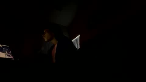 prettyfacefemale online show from 1, 2, 2026