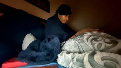 prettyfacefemale online show from 5, 2, 2026