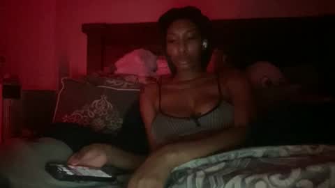 prettyfacefemale online show from 14, 5, 2026