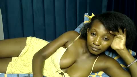 Snapshot of prettygoddess1 chatting on 11, 11, 2025 Mary online show from 11, 11, 2025