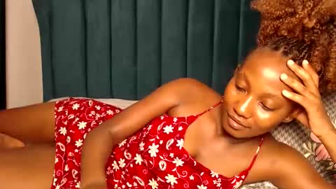 Snapshot of prettygoddess1 chatting on 15, 11, 2025 Mary online show from 15, 11, 2025