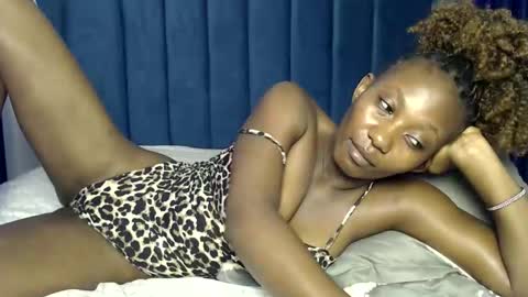 Snapshot of prettygoddess1 chatting on 19, 11, 2025 Mary online show from 19, 11, 2025