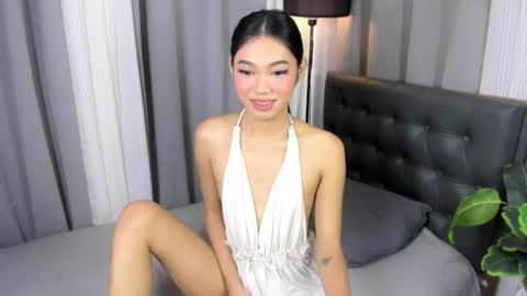 prettyhothugecock online show from 2, 7, 2026
